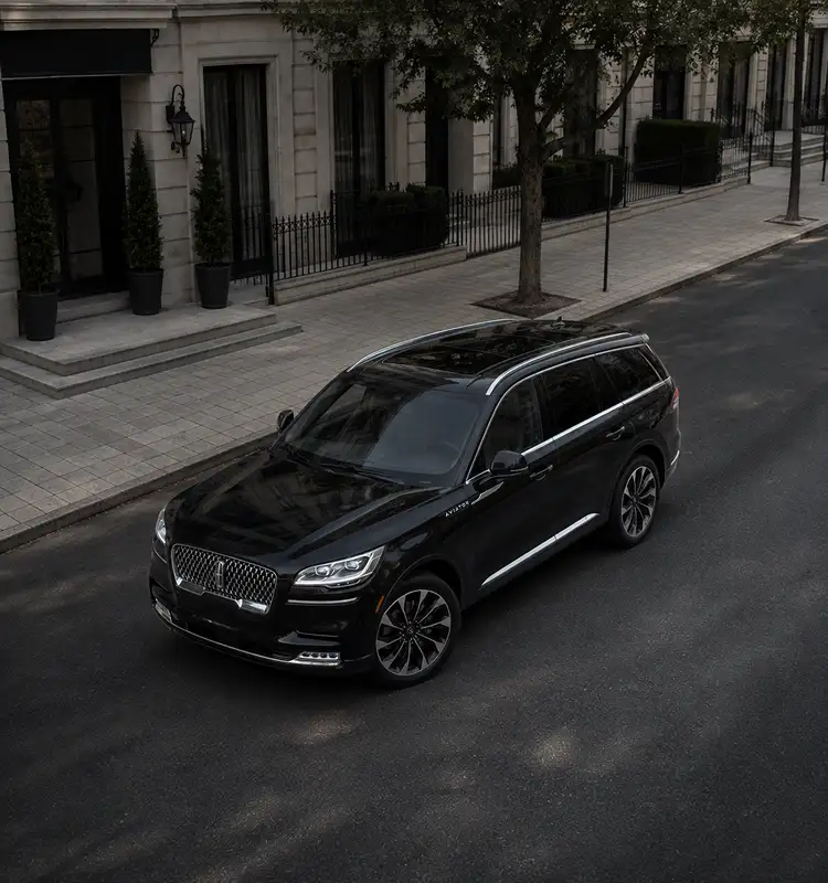 black-lincoln-aviator-exterior-for-private-car-service